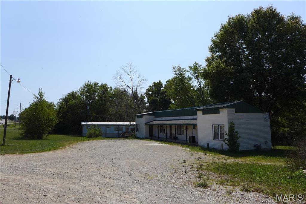 713 - Commercial Sale