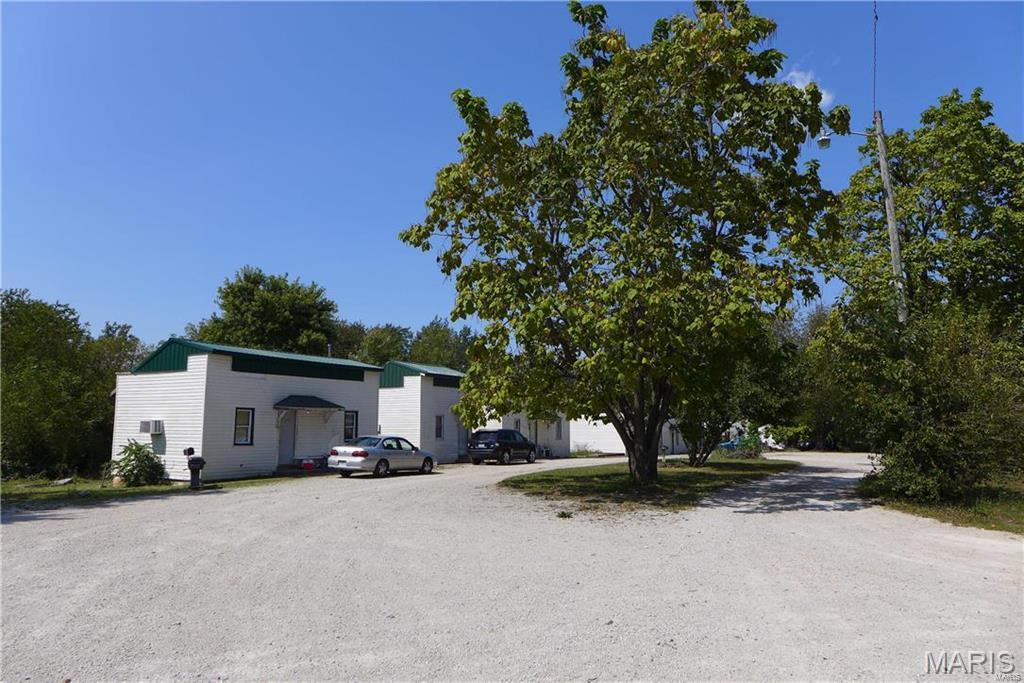 713 - Commercial Sale