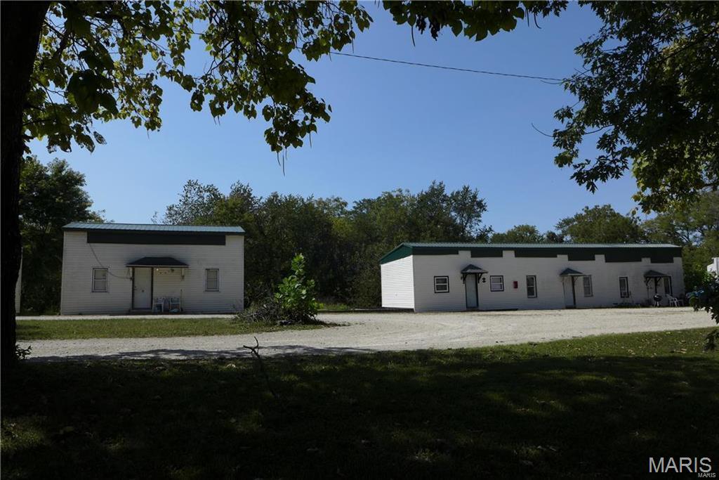 713 - Commercial Sale