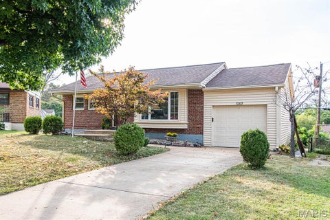 Tiny photo for 7045 Parkwood Street, St Louis, MO 63116 (MLS # 26054653)