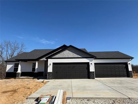 Tiny photo for 17620 Highway F, Bowling Green, MO 63334 (MLS # 26015643)