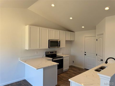 Tiny photo for 17620 Highway F, Bowling Green, MO 63334 (MLS # 26015643)