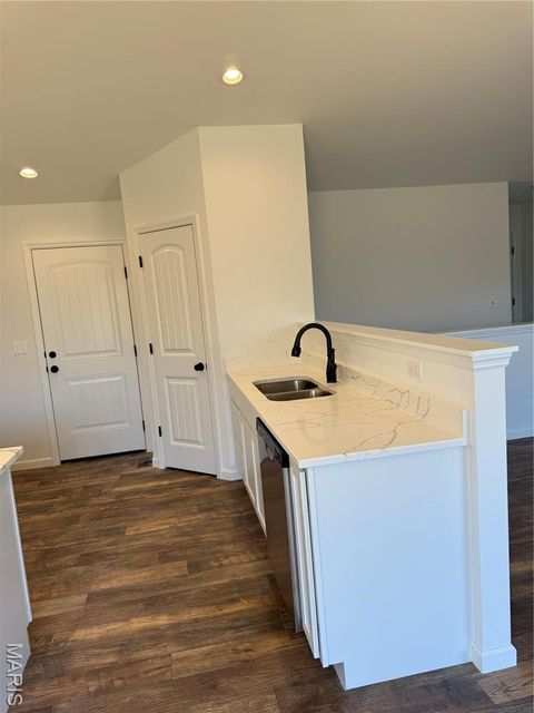 Tiny photo for 17620 Highway F, Bowling Green, MO 63334 (MLS # 26015643)