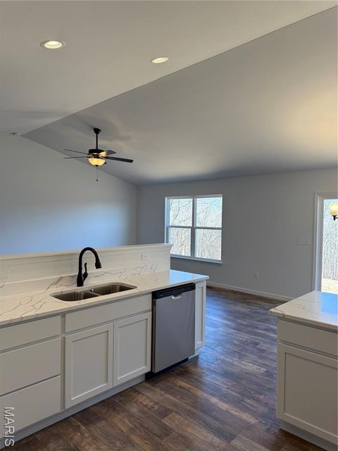Tiny photo for 17620 Highway F, Bowling Green, MO 63334 (MLS # 26015643)