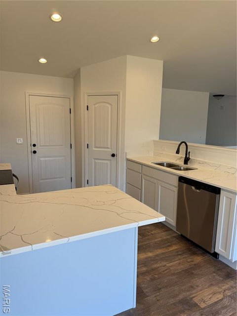 Tiny photo for 17620 Highway F, Bowling Green, MO 63334 (MLS # 26015643)