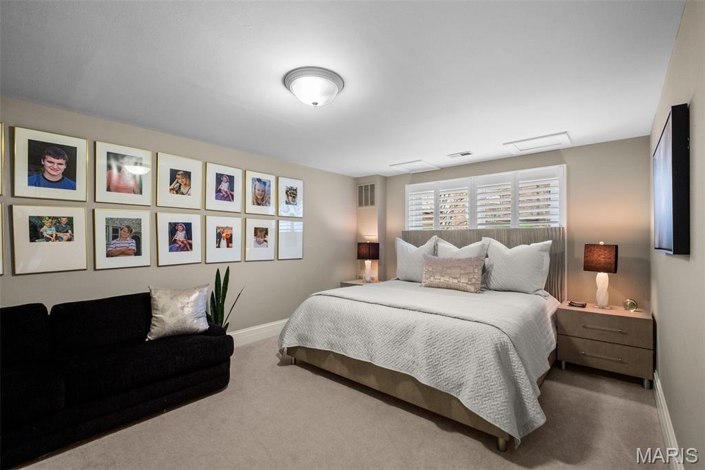 Thousand Oaks Three - Residential