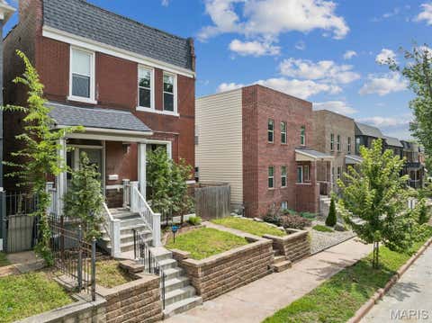 Photo of 3329 Vista Avenue, St Louis, MO 63104 (MLS # 26049244)
