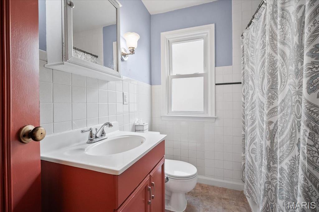 St Charles, Missouri 63301, United States, 4 Bedrooms Bedrooms, ,2 BathroomsBathrooms,Residential,Active,143749