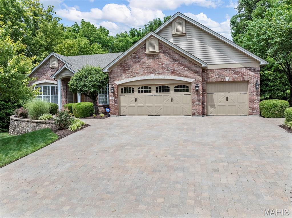 95 Charbonier Bluffs Drive
