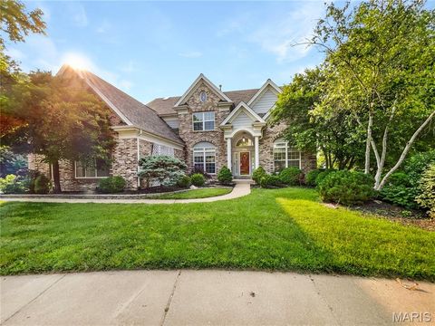 596 Eagle Manor Lane Chesterfield MO 63017