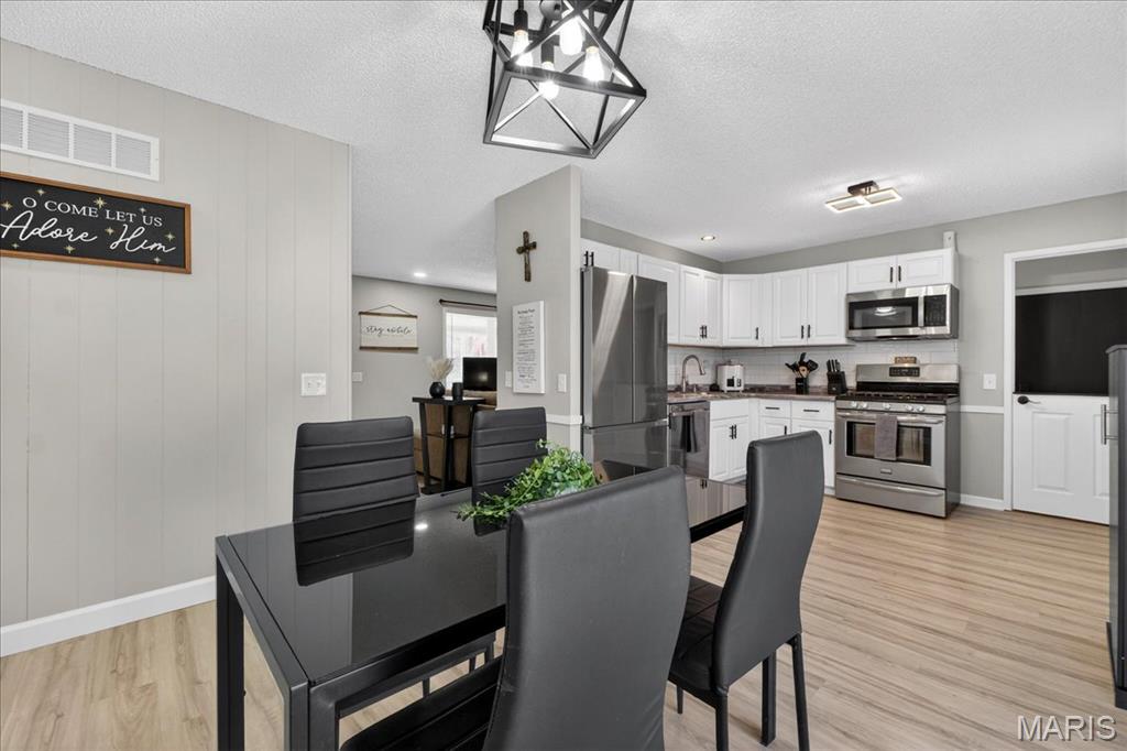 Woodside 19 - Residential