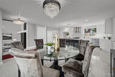 Tiny photo for 500 Kingridge Drive, Ballwin, MO 63011 (MLS # 26010007)