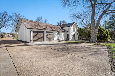 Tiny photo for 500 Kingridge Drive, Ballwin, MO 63011 (MLS # 26010007)