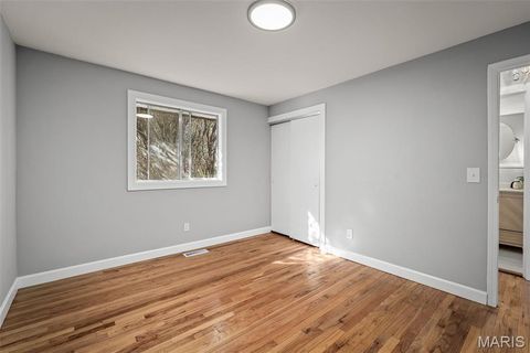 Tiny photo for 500 Kingridge Drive, Ballwin, MO 63011 (MLS # 26010007)