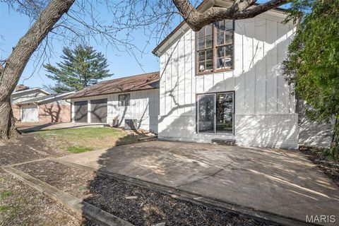 Tiny photo for 500 Kingridge Drive, Ballwin, MO 63011 (MLS # 26010007)