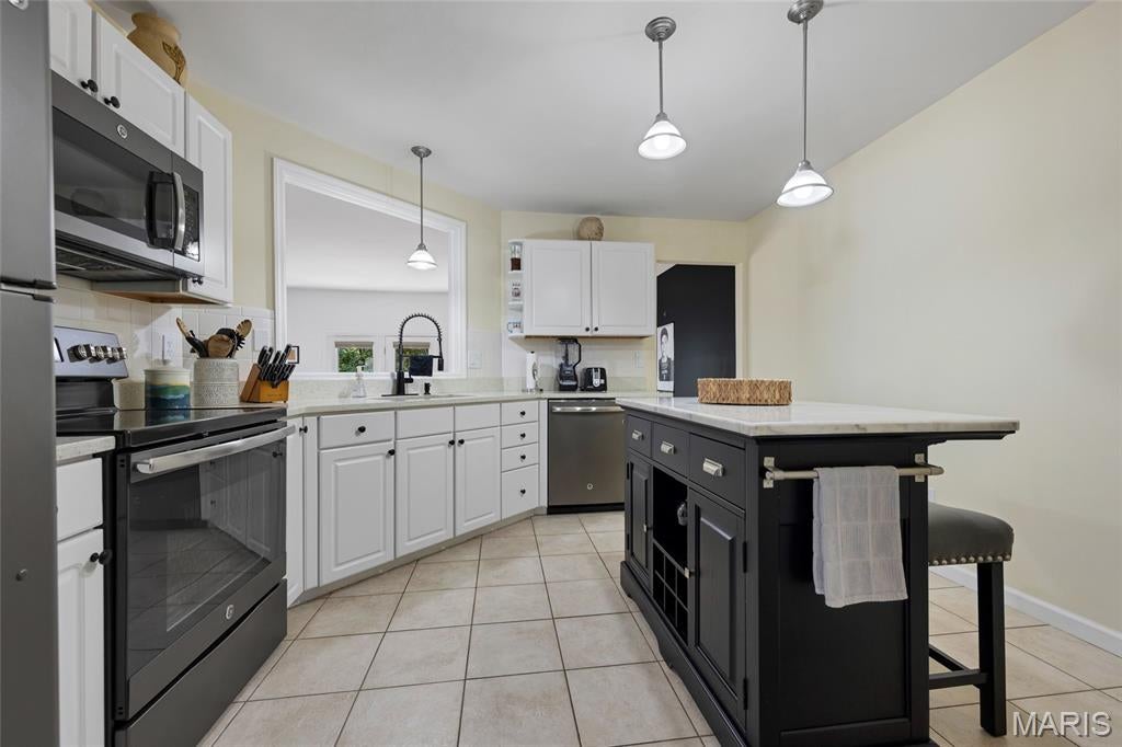 1710 Ridgeview Circle Drive