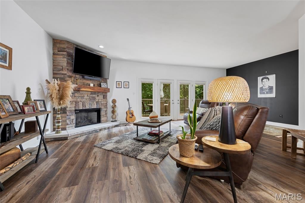 1710 Ridgeview Circle Drive