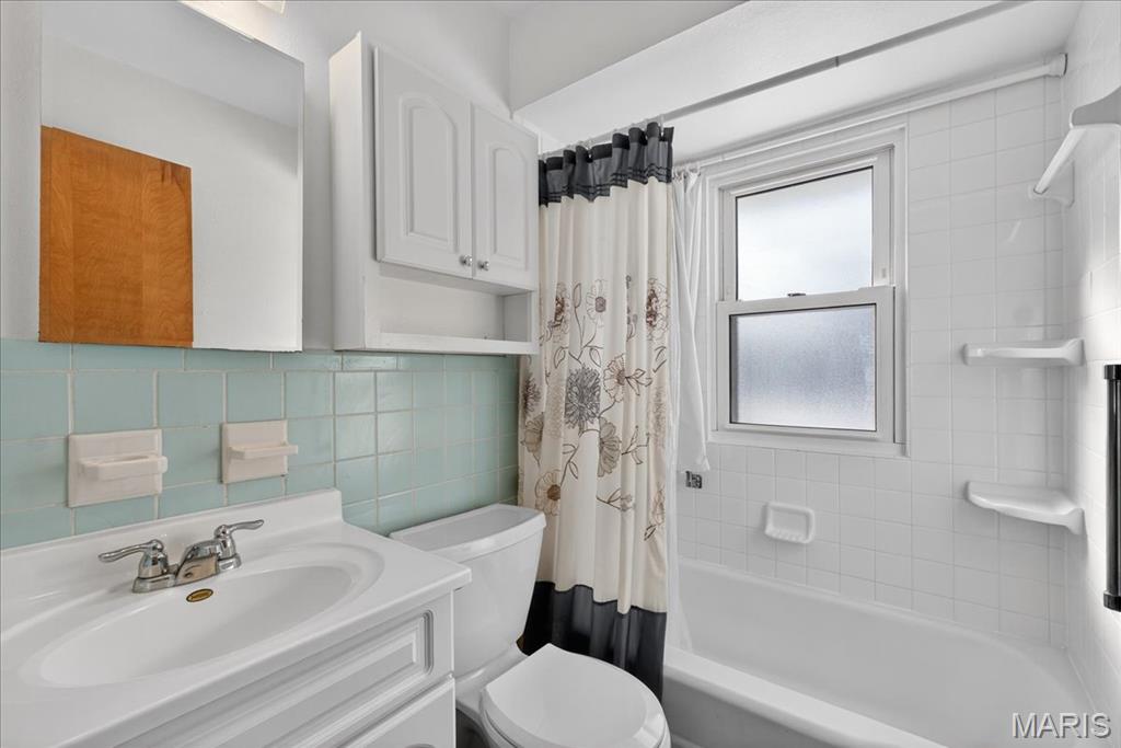 Loyola Terrace - Residential