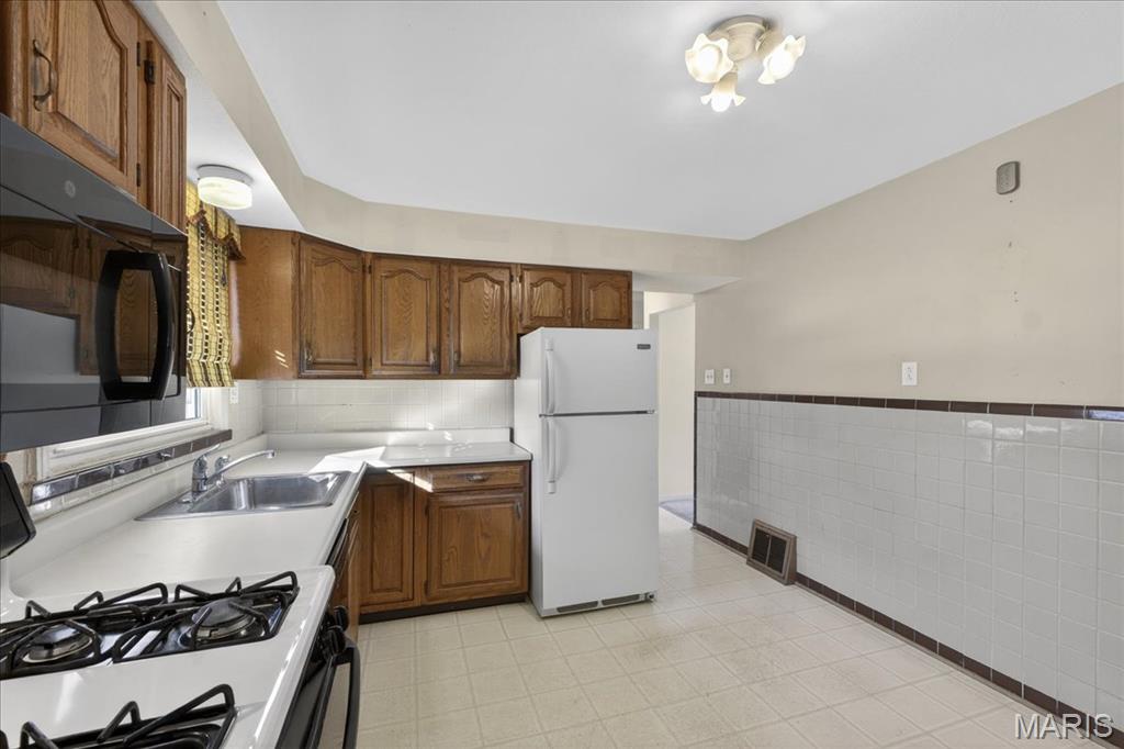 Loyola Terrace - Residential