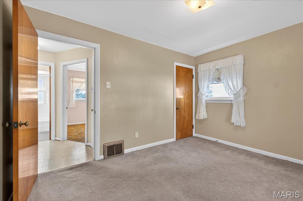 Loyola Terrace - Residential