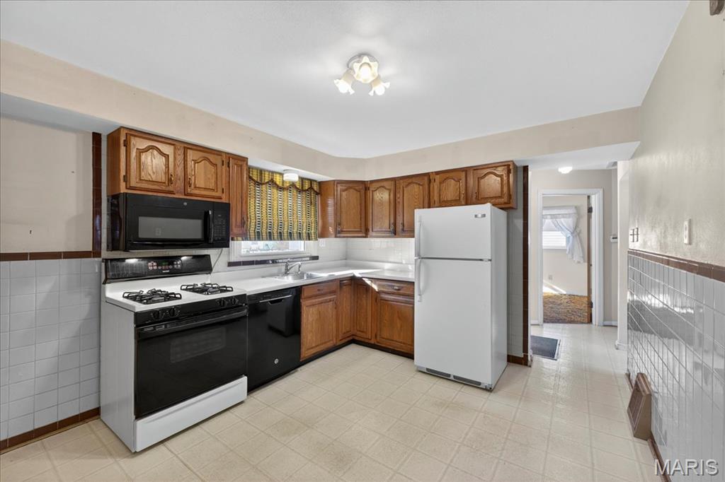 Loyola Terrace - Residential