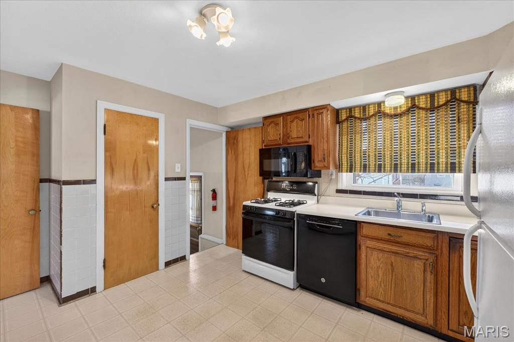 Loyola Terrace - Residential