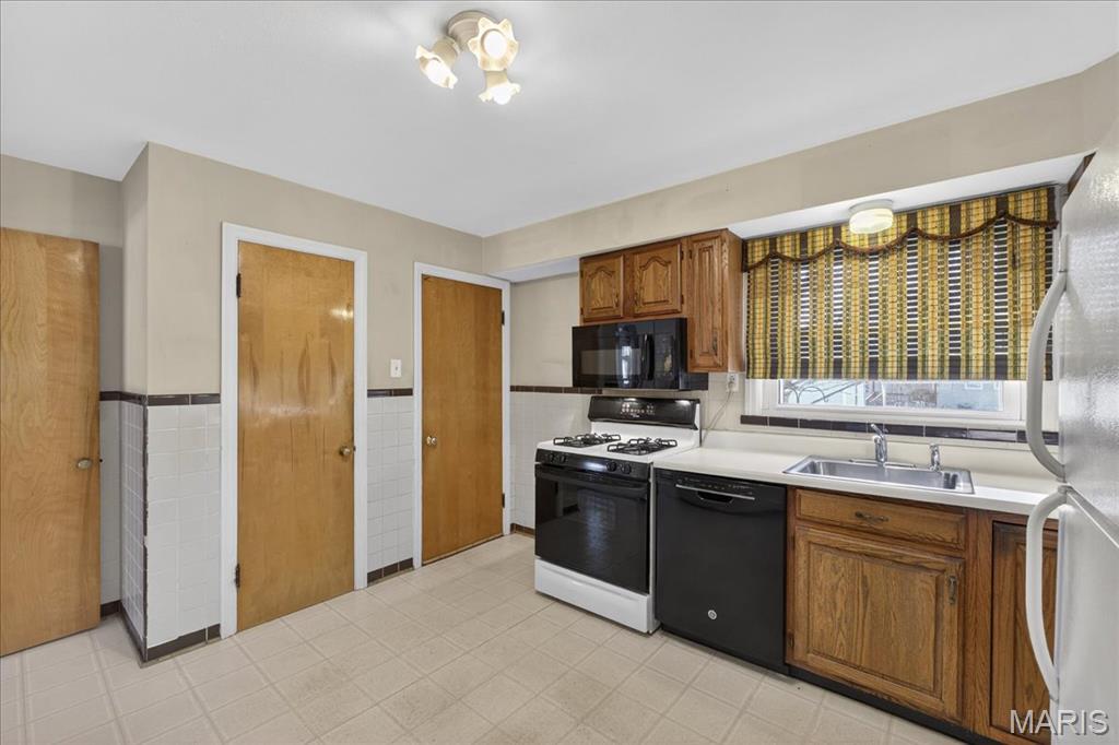 Loyola Terrace - Residential