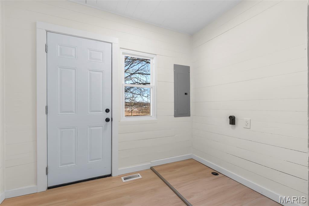 Red Star Add - Residential