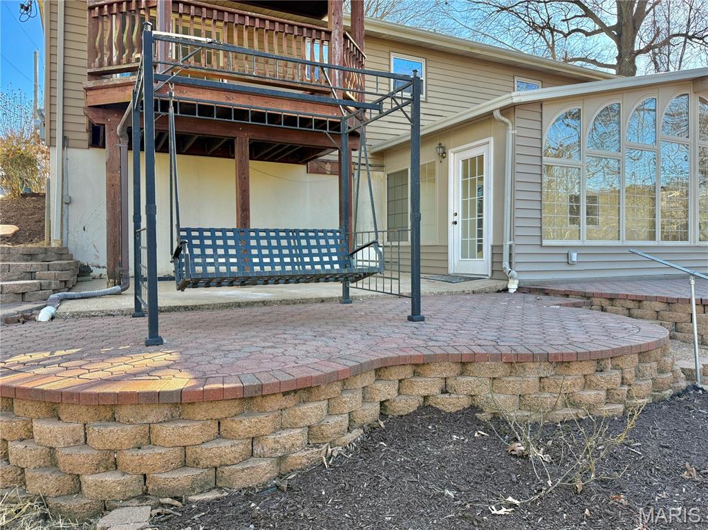 1261 Moonlight Drive