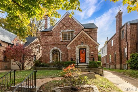 7818 Stanford Avenue University City MO 63130