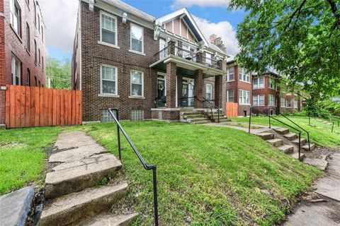 4006 DeTonty Street St Louis MO 63110