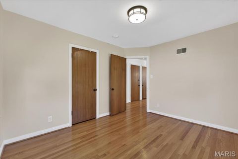 Tiny photo for 415 Larkhill Court, Webster Groves, MO 63119 (MLS # 26030157)