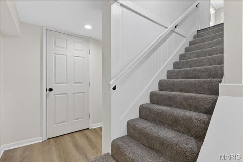 Tiny photo for 415 Larkhill Court, Webster Groves, MO 63119 (MLS # 26030157)