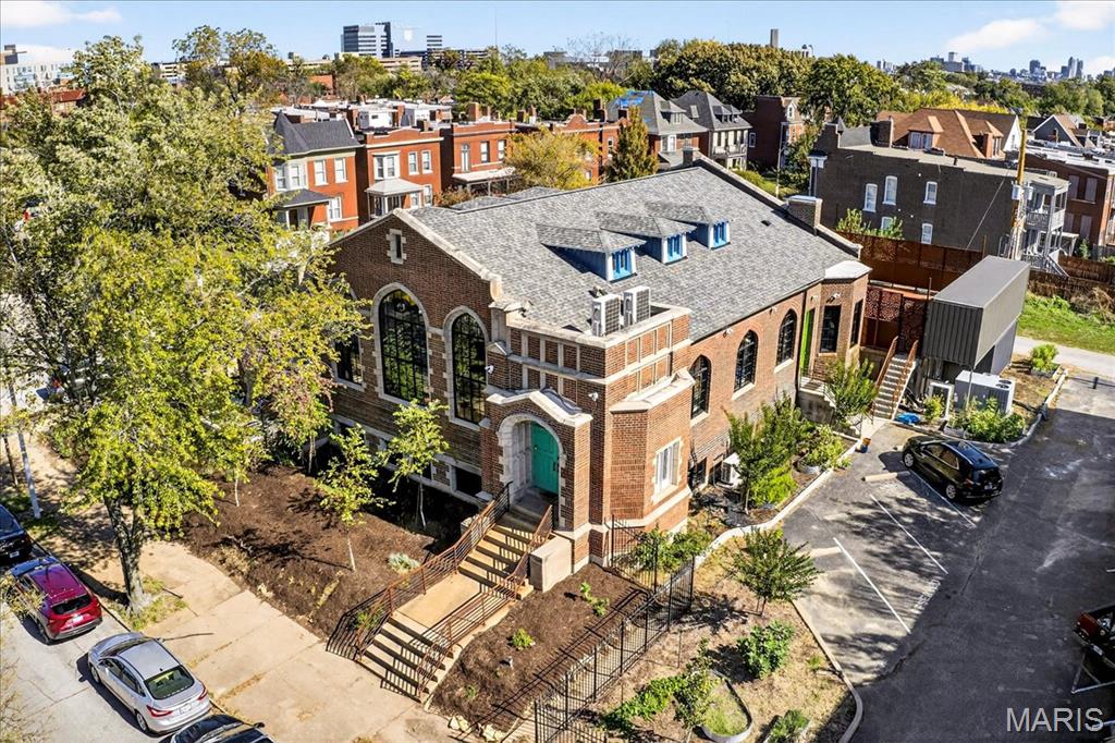 1034 S Kingshighway Boulevard