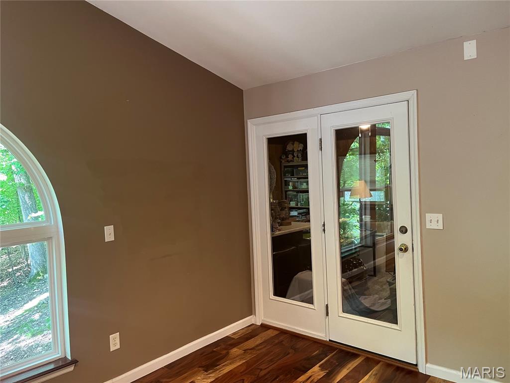 Lake Sherwood Estates - Residential