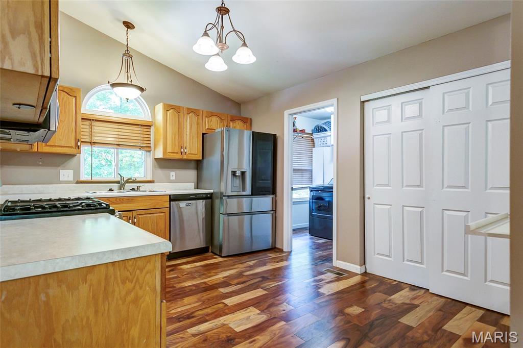 Lake Sherwood Estates - Residential