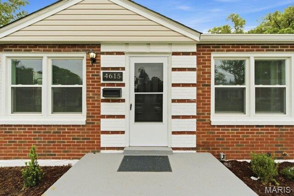 Photo of 4615 Hatz Street, Northwoods, MO 63121 (MLS # 26025800)