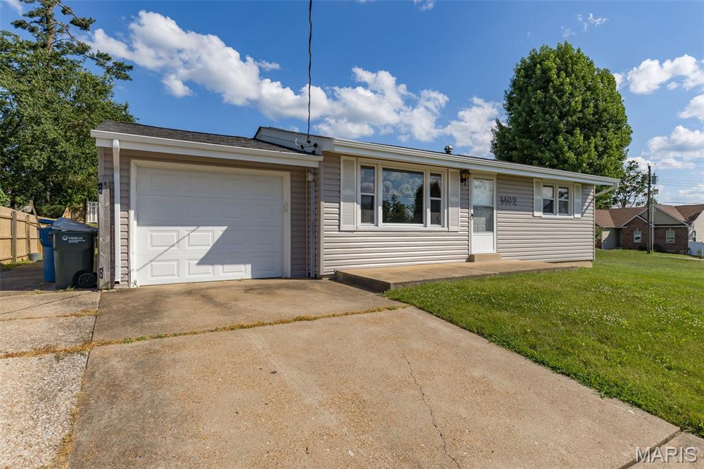 1492 Donna Drive
