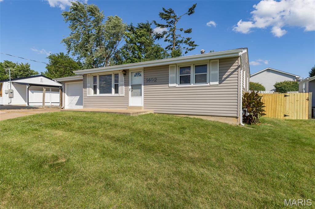 1492 Donna Drive