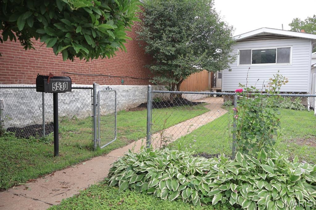 Photo of 5530 Magnolia Avenue, St Louis, MO 63139 (MLS # 26037283)