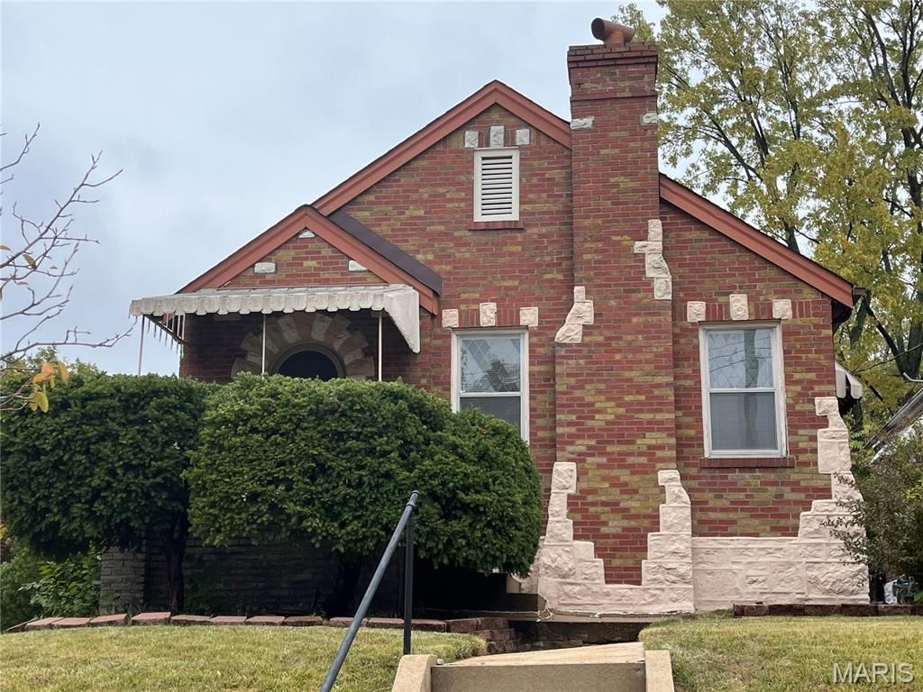 Photo of 6523 Fyler Avenue, St Louis, MO 63139 (MLS # 25072659)