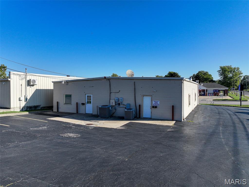 Oakhill Add - Commercial Sale