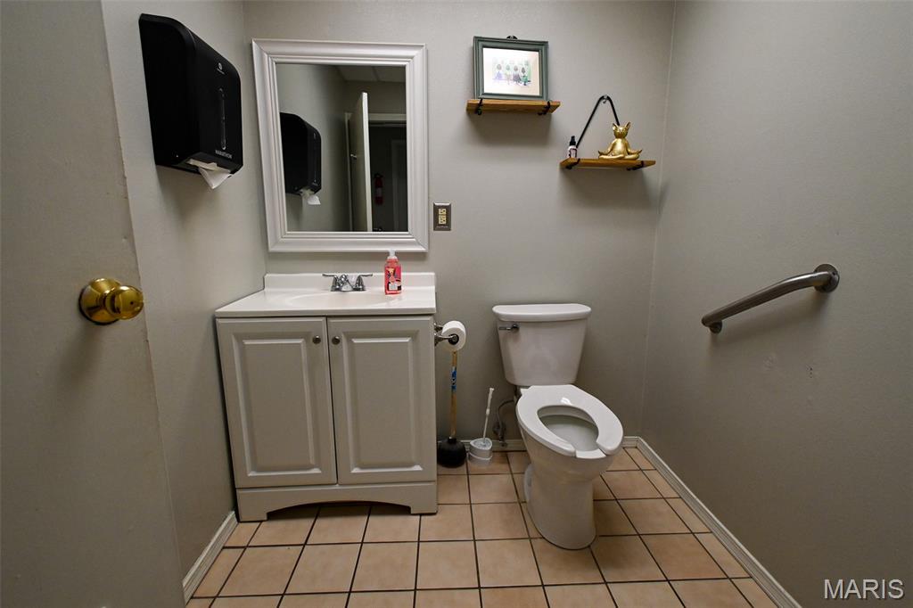 Oakhill Add - Commercial Sale