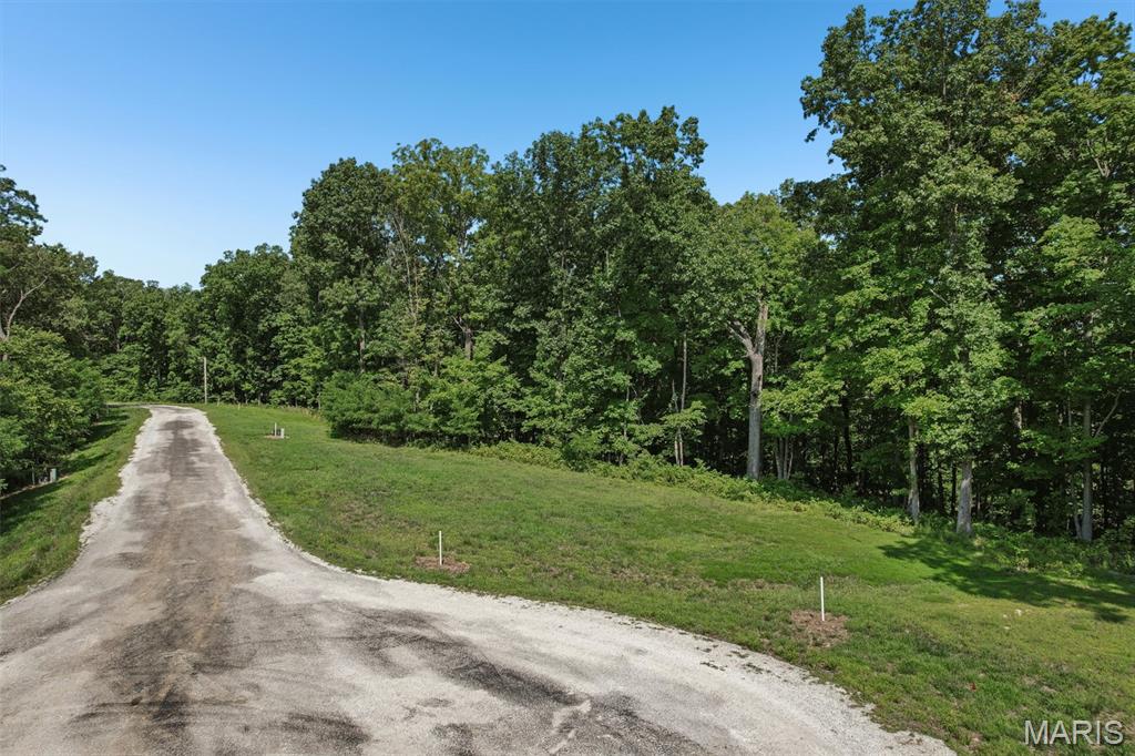 8 Forest Ridge Lane