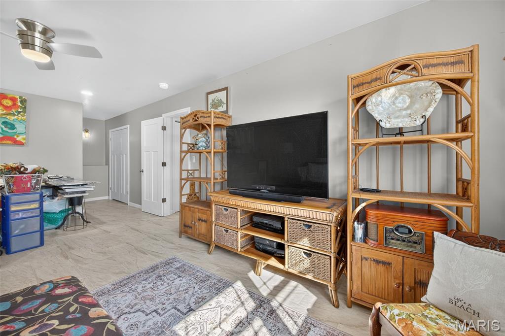 Troy, Missouri 63379, United States, 4 Bedrooms Bedrooms, ,3 BathroomsBathrooms,Residential,Active,237259