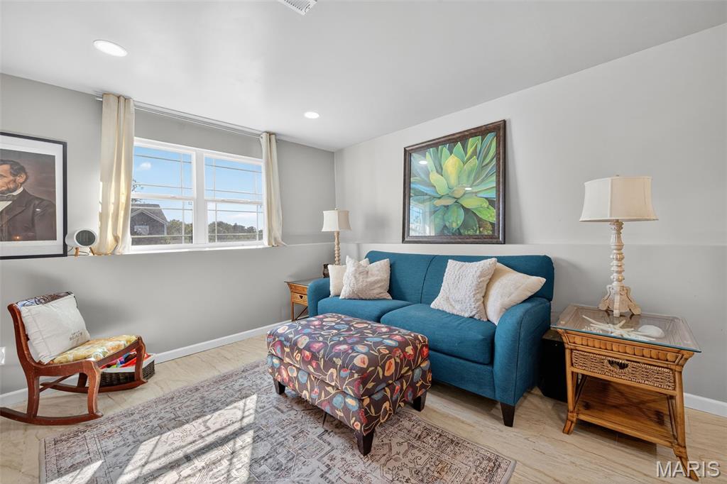 Troy, Missouri 63379, United States, 4 Bedrooms Bedrooms, ,3 BathroomsBathrooms,Residential,Active,237259