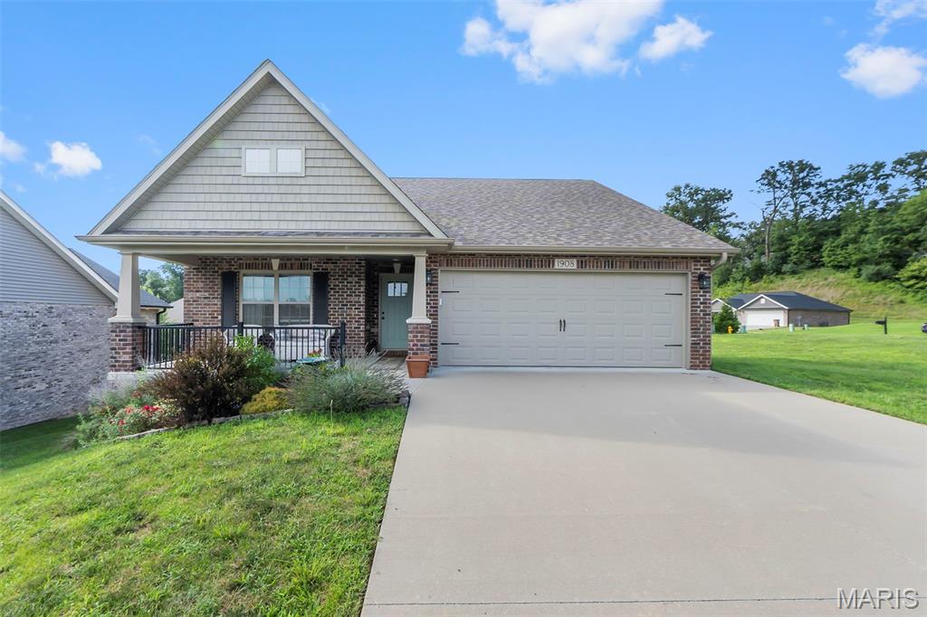 Photo 1 of 42 — 1908 Wheelwright Drive, Cape Girardeau, MO 63701