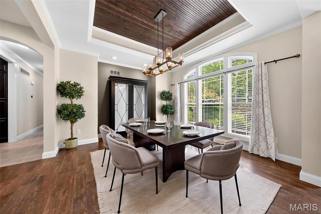740 Crown Pointe Farms