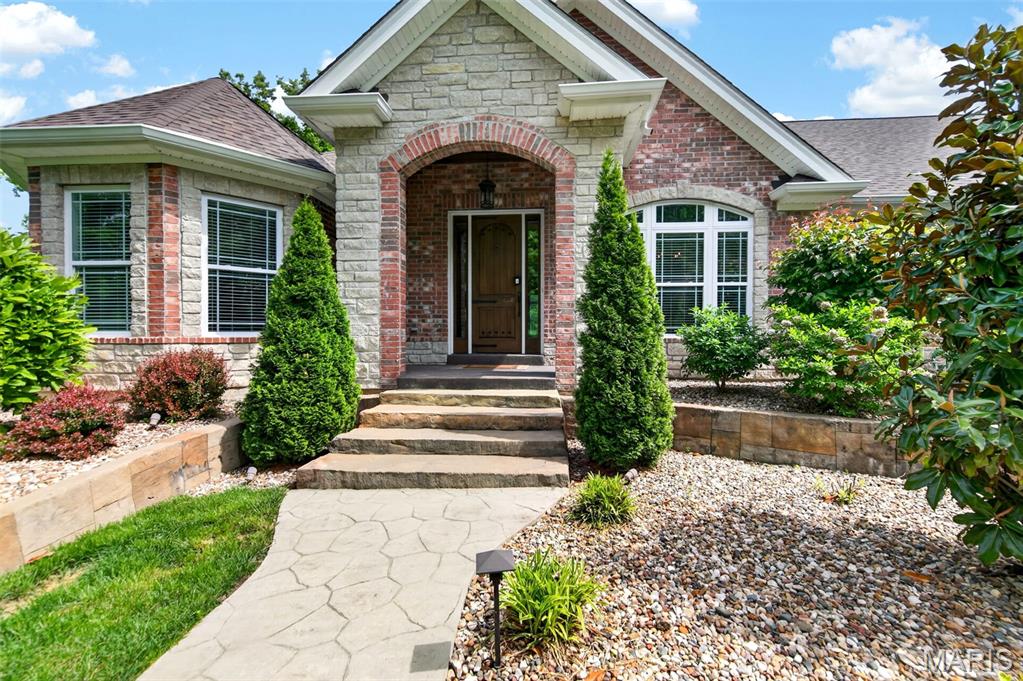 740 Crown Pointe Farms