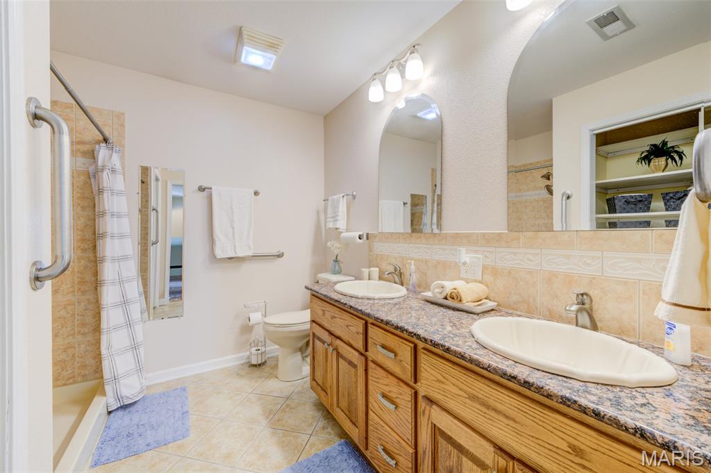 Country Terrace - Residential